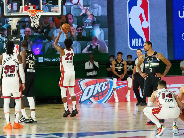 Heat S Game 2 Win Over Bucks Comes With Controversy After Late Fouls Thescore Com