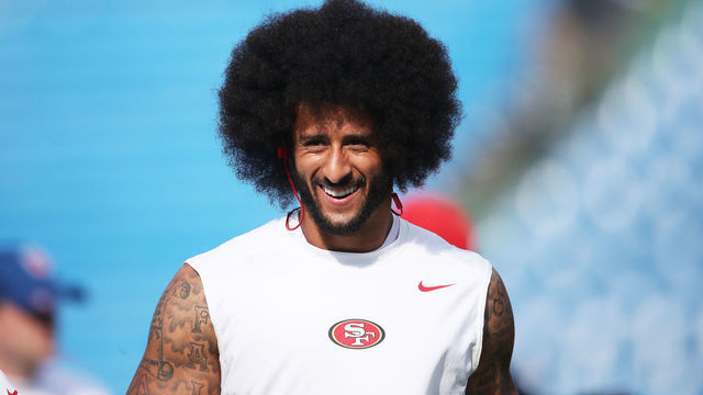BUFFALO, NY - OCTOBER 16: Colin Kaepernick #7 of the San Francisco 49ers warms up before the game against the Buffalo Bills at New Era Field on October 16, 2016 in Buffalo, New York.