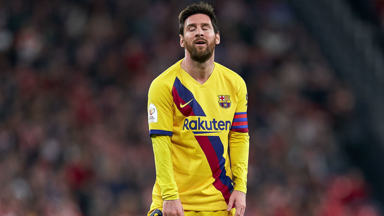 BILBAO, SPAIN - FEBRUARY 06: Lionel Messi of FC Barcelona reacts during the Copa del Rey Quarter Final match between Athletic Bilbao and FC Barcelona at Estadio de San Mames on February 06, 2020 in Bilbao, Spain.