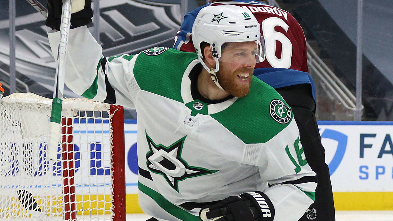 EDMONTON, ALBERTA - SEPTEMBER 04: Joe Pavelski #16 of the Dallas Stars reacts after teammate Alexander Radulov #47 scored in the first period of Game Seven of the Western Conference Second Round of the 2020 NHL Stanley Cup Playoff between the Dallas Stars and the Colorado Avalanche at Rogers Place on September 04, 2020 in Edmonton, Alberta.