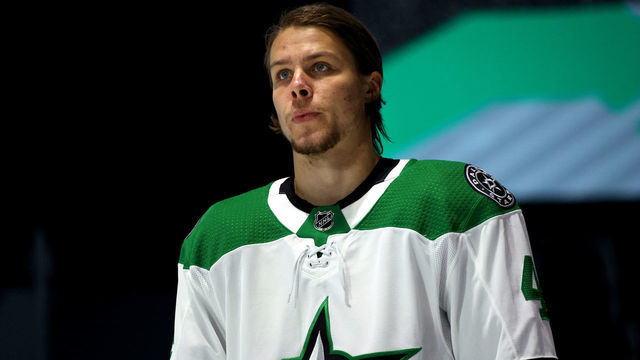 EDMONTON, ALBERTA - AUGUST 31: Miro Heiskanen #4 of the Dallas Stars stands on the ice during pregame before playing against the Colorado Avalanche in Game Five of the Western Conference Second Round during the 2020 NHL Stanley Cup Playoffs at Rogers Place on August 31, 2020 in Edmonton, Alberta.