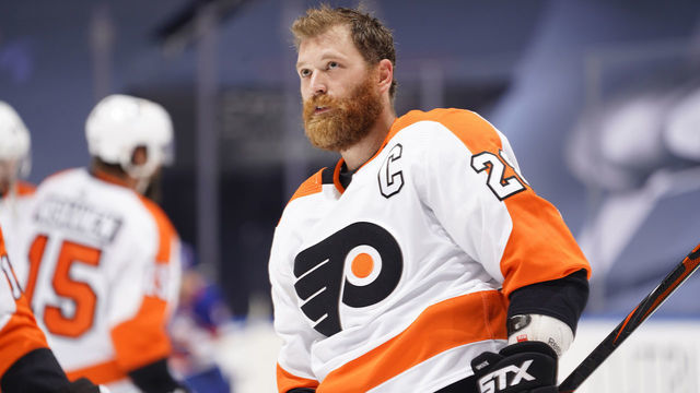 TORONTO, ONTARIO - SEPTEMBER 03: Claude Giroux #28 of the Philadelphia Flyers warms up before Game Six of the Eastern Conference Second Round of the 2020 NHL Stanley Cup Playoff between the Philadelphia Flyers and the New York Islanders at Scotiabank Arena on September 03, 2020 in Toronto, Ontario.