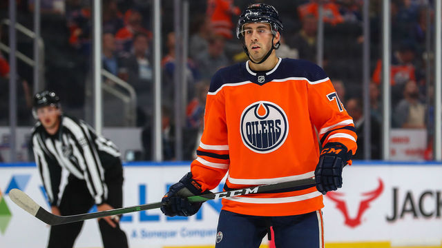 EDMONTON, AB - SEPTEMBER 16: Edmonton Oilers Defenceman Evan Bouchard (75) waits for a faceoff during the pre season Edmonton Oilers game versus the Winnipeg Jets on September 16, 2019 at Rogers Place in Edmonton, AB.