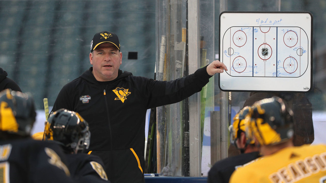PHILADELPHIA, PA - FEBRUARY 22: Assistant coach Mark Recchi of the Pittsburgh Penguins goes over a play with the players during a team practice session at Lincoln Financial Field on February 22, 2019 in Philadelphia, Pennsylvania.