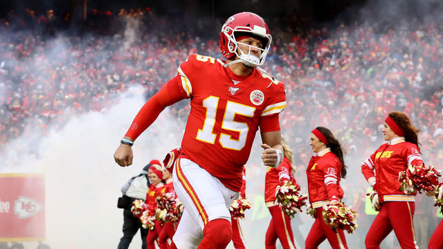 KANSAS CITY, MISSOURI - DECEMBER 01: Patrick Mahomes #15 of the Kansas City Chiefs takes the field prior to the game against the Oakland Raiders at Arrowhead Stadium on December 01, 2019 in Kansas City, Missouri.