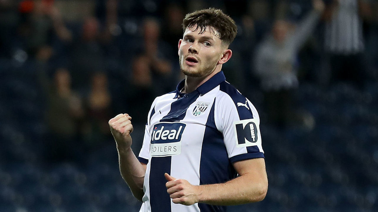 WEST BROMWICH, ENGLAND - AUGUST 14: Oliver Burke of West Bromwich Albion celebrates after scoring a goal to make it 1-0 during the Carabao Cup First Round match between West Bromwich Albion and Luton Town at The Hawthorns on August 14, 2018 in West Bromwich, England.