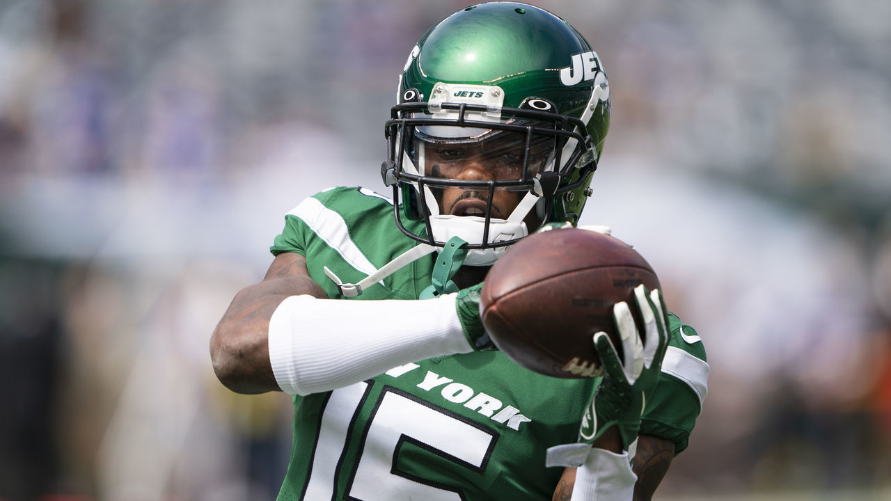 EAST RUTHERFORD, NJ - SEPTEMBER 08: New York Jets Wide Receiver Joshua Bellamy (15) prior to the game between the Buffalo Bills and the New York Jets on September 8, 2019, at MetLife Stadium in East Rutherford, NJ.