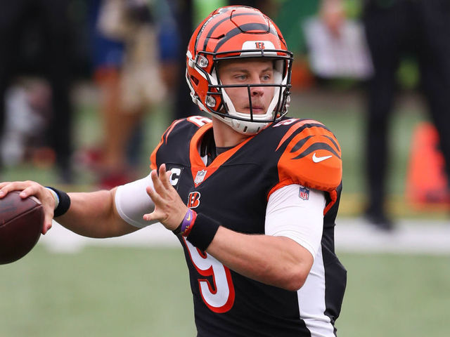 CINCINNATI, OH - SEPTEMBER 13: Cincinnati Bengals quarterback Joe Burrow (9) looks to pass during the game against the Los Angeles Chargers and the Cincinnati Bengals on September 13, 2020, at Paul Brown Stadium in Cincinnati, OH.