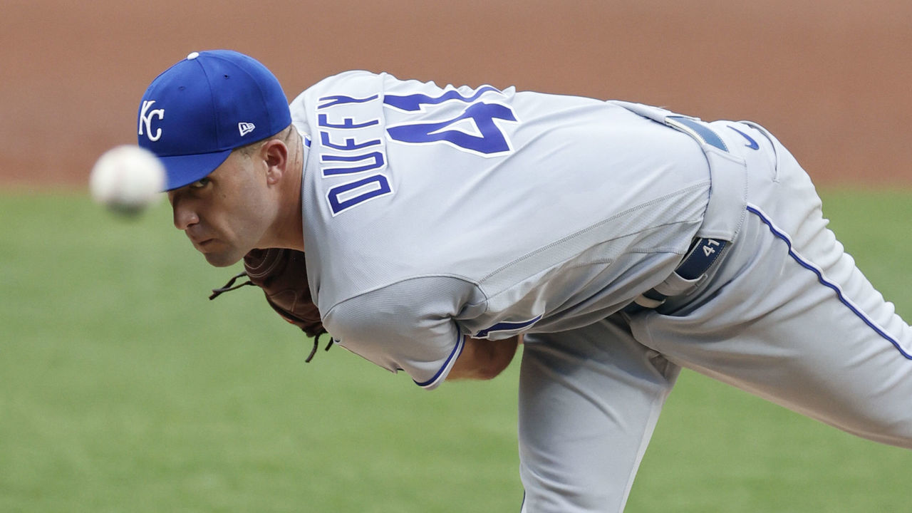 CLEVELAND, OH - SEPTEMBER 09: Danny Duffy #41 of the Kansas City Royals pitches against the Cleveland Indians during the first inning at Progressive Field on September 09, 2020 in Cleveland, Ohio.