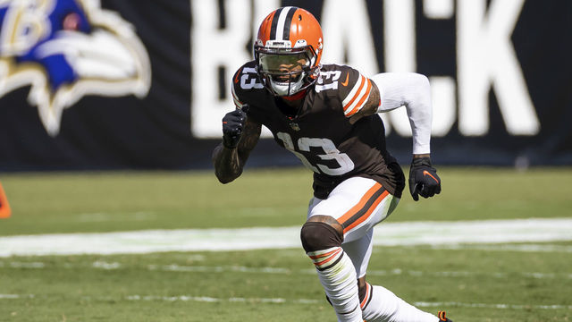 BALTIMORE, MD - SEPTEMBER 13: Odell Beckham Jr. #13 of the Cleveland Browns lines up against the Baltimore Ravens during the second half at M&T Bank Stadium on September 13, 2020 in Baltimore, Maryland.