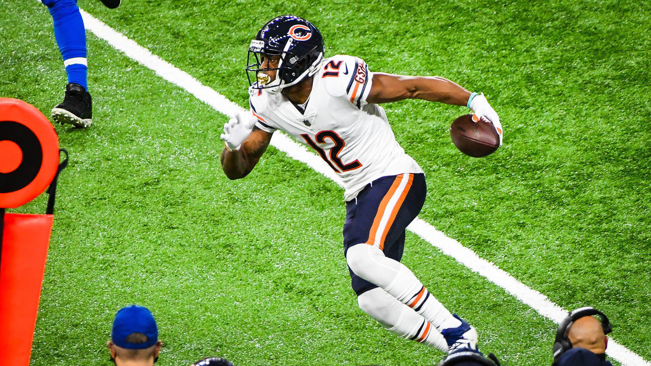 DETROIT, MI - SEPTEMBER 13: Chicago Bears wide receiver Allen Robinson (12) runs down the sidelines for a first down during the Detroit Lions versus Chicago Bears game on Sunday September 13, 2020 at Ford Field in Detroit, MI.