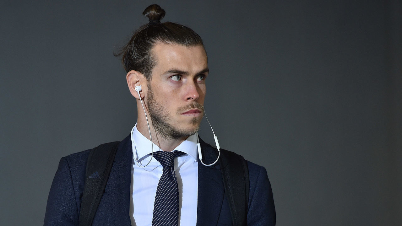 ROME, ITALY - NOVEMBER 27: Gareth Bale of Real Madrid arrives prior to the Group G match of the UEFA Champions League between AS Roma and Real Madrid at Stadio Olimpico on November 27, 2018 in Rome, Italy.