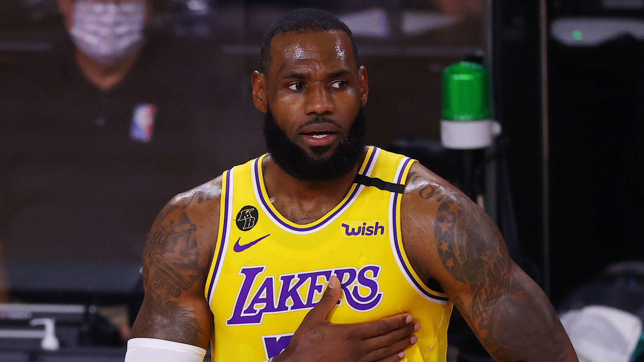 LAKE BUENA VISTA, FLORIDA - SEPTEMBER 18: Referee Scott Foster #48 talks to LeBron James #23 of the Los Angeles Lakers during the second quarter against the Denver Nuggets in Game One of the Western Conference Finals during the 2020 NBA Playoffs at AdventHealth Arena at the ESPN Wide World Of Sports Complex on September 18, 2020 in Lake Buena Vista, Florida.