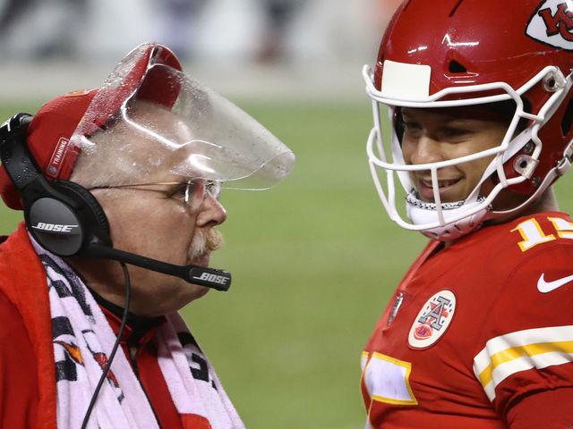 Andy Reid face shield: Chiefs coach has de-fogging product to help