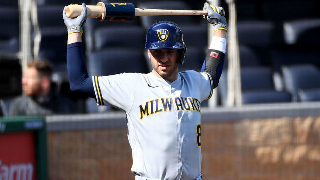 PITTSBURGH, PA - AUGUST 22: Ryan Braun #8 of the Milwaukee Brewers in action during the game against the Pittsburgh Pirates at PNC Park on August 22, 2020 in Pittsburgh, Pennsylvania.