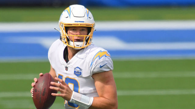 INGLEWOOD, CALIFORNIA - SEPTEMBER 20: Quarterback Justin Herbert #10 of the Los Angeles Chargers throws a pass against the Kansas City Chiefs during the first half at SoFi Stadium on September 20, 2020 in Inglewood, California.