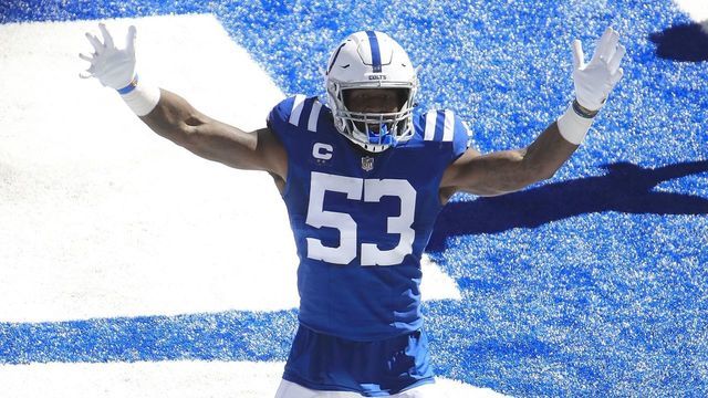 INDIANAPOLIS, INDIANA - SEPTEMBER 20: Darius Leonard #53 of the Indianapolis Colts celebrates after of safety against the Minnesota Vikings at Lucas Oil Stadium on September 20, 2020 in Indianapolis, Indiana.