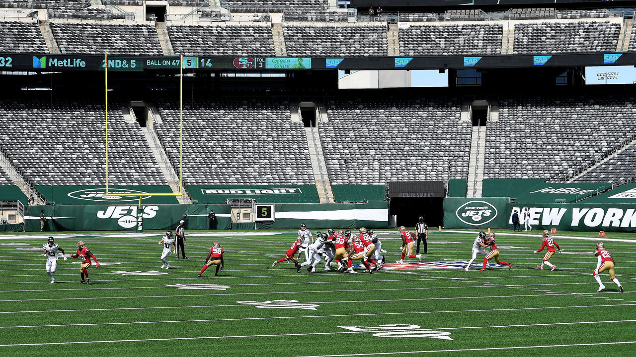 EAST RUTHERFORD, NEW JERSEY - SEPTEMBER 20: A general view of the empty stadium during the first half of the game between the San Francisco 49ers and the New York Jets at MetLife Stadium on September 20, 2020 in East Rutherford, New Jersey.