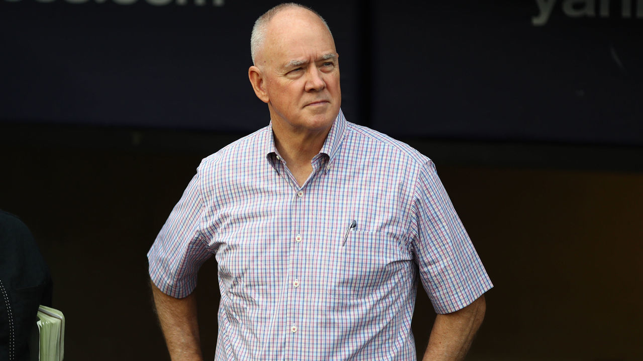 NEW YORK, NY - AUGUST 14: New York Mets General Manager Sandy Alderson looks on from the dugout during batting practice ahead of the game against the New York Yankees at Yankee Stadium on Monday, August 14, 2017 in the Bronx borough of New York City.