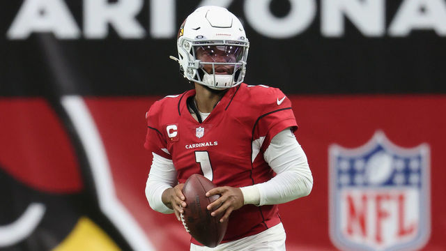 GLENDALE, ARIZONA - SEPTEMBER 20: Quarterback Kyler Murray #1 of the Arizona Cardinals drops back to pass during the NFL game against the Washington Football Team at State Farm Stadium on September 20, 2020 in Glendale, Arizona. The Cardinals defeated the Washington Football Team 30-15.