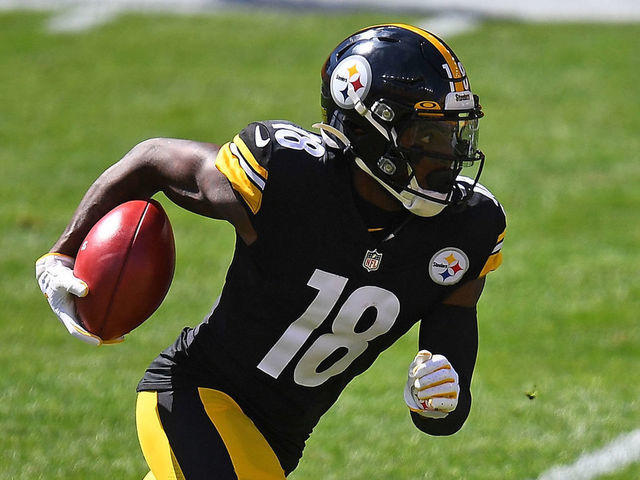 PITTSBURGH, PA - SEPTEMBER 20: Diontae Johnson #18 of the Pittsburgh Steelers in action during the game against the Denver Broncos at Heinz Field on September 20, 2020 in Pittsburgh, Pennsylvania.