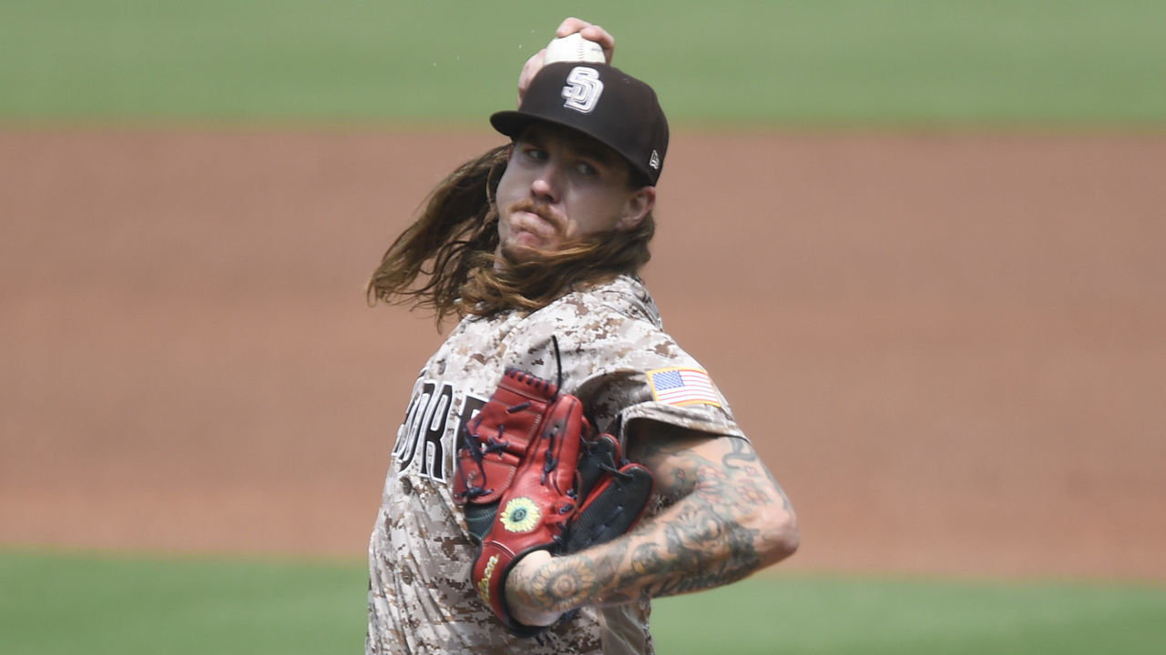 SAN DIEGO, CA - SEPTEMBER 13: Mike Clevinger #52 of the San Diego Padres pitches during the first inning of a baseball game against the San Francisco Giants at Petco Park on September 13, 2020 in San Diego, California.