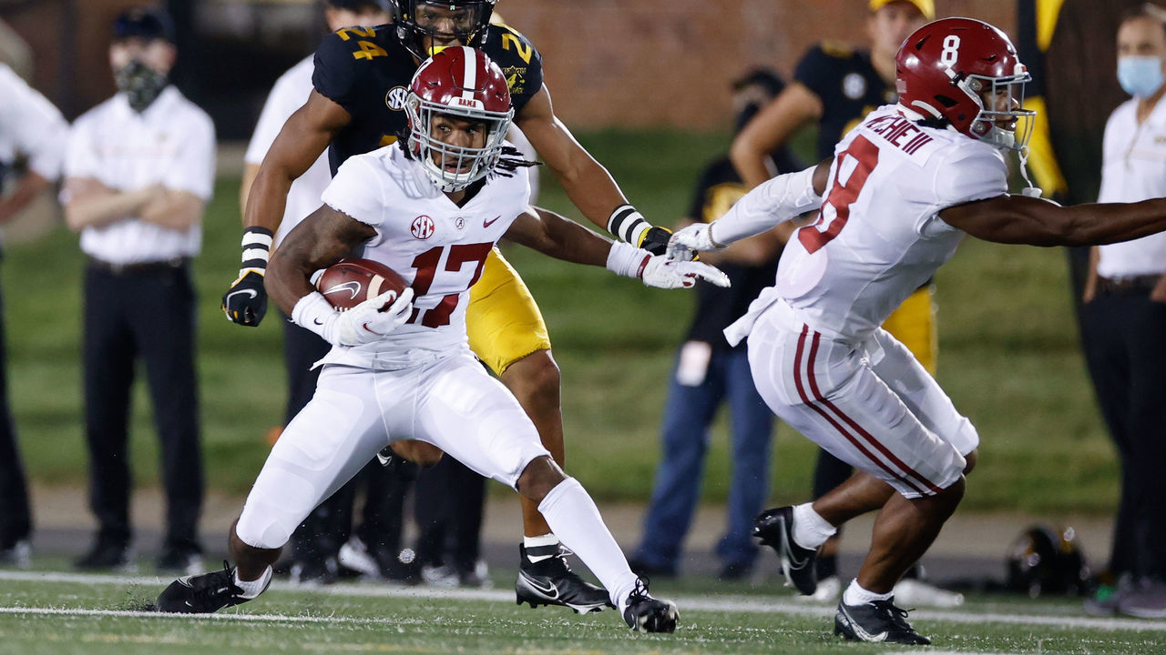COLUMBIA, MO - SEPTEMBER 26: Jaylen Waddle #17 of the Alabama Crimson Tide makes a carry against the Missouri Tigers on September 26, 2020 at Memorial Stadium in Columbia, Missouri.