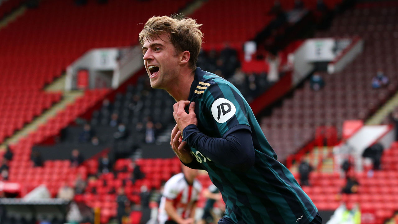 Bamford S Late Winner Lifts Leeds Past Sheffield United Thescore Com