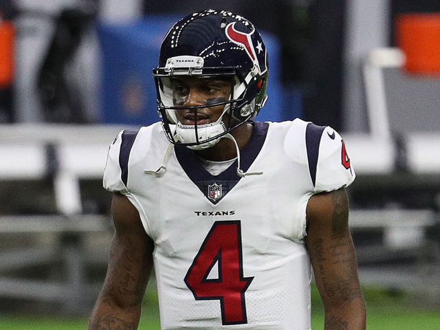 HOUSTON, TEXAS - SEPTEMBER 20: Deshaun Watson #4 of the Houston Texans warms up before playing the Baltimore Ravens at NRG Stadium on September 20, 2020 in Houston, Texas.