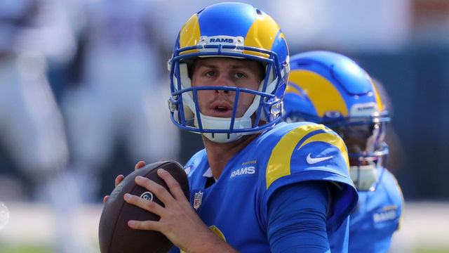 ORCHARD PARK, NY - SEPTEMBER 27: Jared Goff #16 of the Los Angeles Rams warms up before a game against the Buffalo Bills at Bills Stadium on September 27, 2020 in Orchard Park, New York.