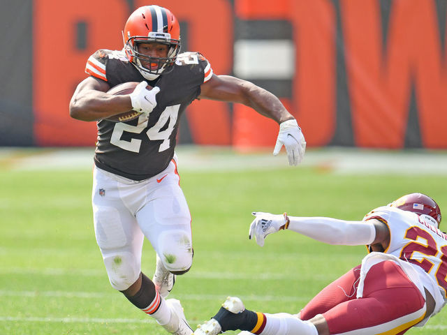 Game Men's Nick Chubb White Road Jersey - #24 Football Cleveland Browns  Size 40/M