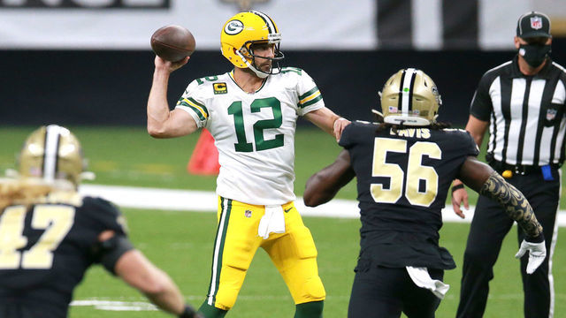 NEW ORLEANS, LOUISIANA - SEPTEMBER 27: Aaron Rodgers #12 of the Green Bay Packers attempts a pass against the New Orleans Saints during the first half at Mercedes-Benz Superdome on September 27, 2020 in New Orleans, Louisiana.