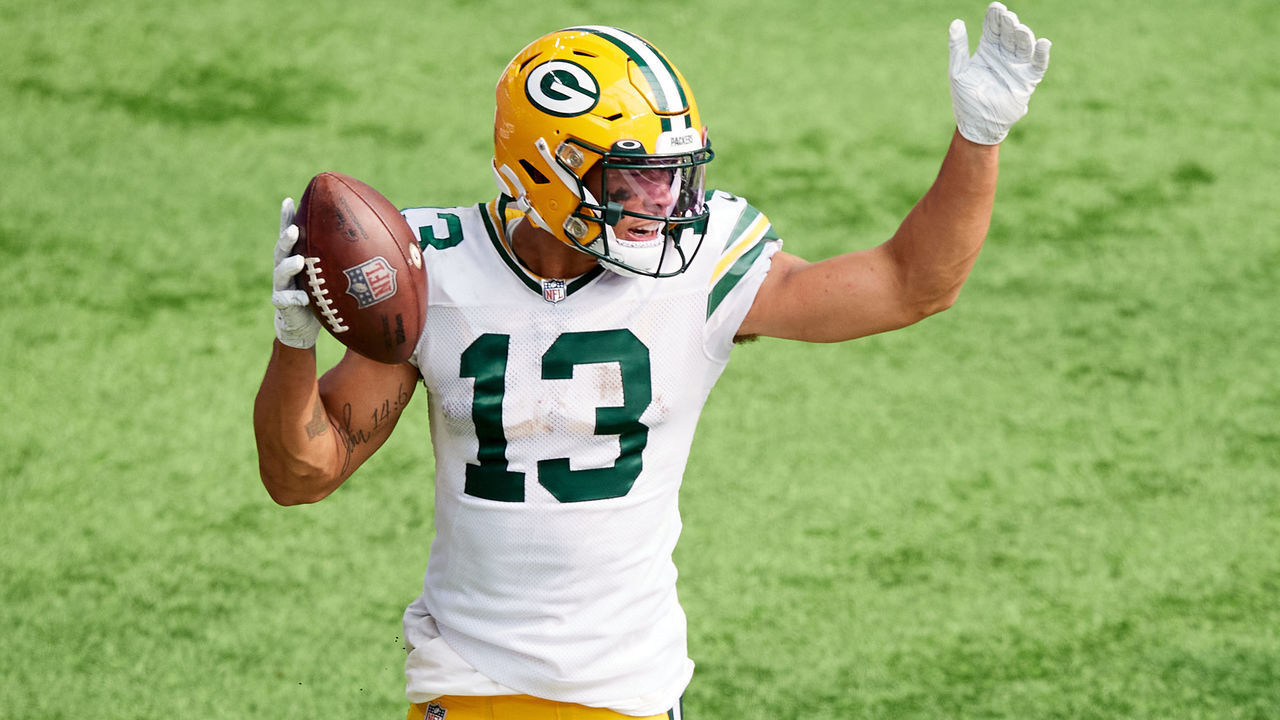 MINNEAPOLIS, MINNESOTA - SEPTEMBER 13: Allen Lazard #13 of the Green Bay Packers celebrates a touchdown against the Minnesota Vikings during the game at U.S. Bank Stadium on September 13, 2020 in Minneapolis, Minnesota. The Packers defeated the Vikings 43-34.