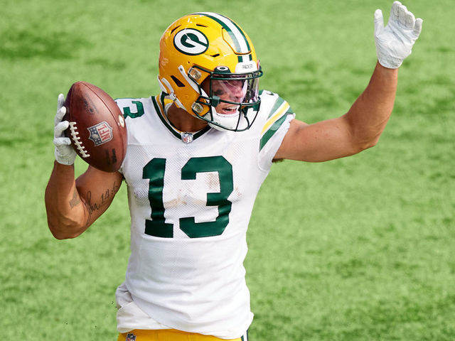 MINNEAPOLIS, MINNESOTA - SEPTEMBER 13: Allen Lazard #13 of the Green Bay Packers celebrates a touchdown against the Minnesota Vikings during the game at U.S. Bank Stadium on September 13, 2020 in Minneapolis, Minnesota. The Packers defeated the Vikings 43-34.