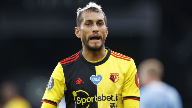 WATFORD, ENGLAND - JULY 21: Roberto Pereyra of Watford during the Premier League match between Watford FC and Manchester City at Vicarage Road on July 21, 2020 in Watford, England. Football Stadiums around Europe remain empty due to the Coronavirus Pandemic as Government social distancing laws prohibit fans inside venues resulting in all fixtures being played behind closed doors.
