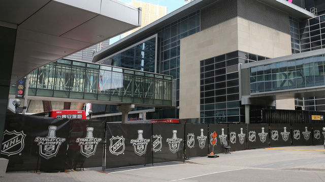 TORONTO, ON- AUGUST 12 - The Royal York Hotel and Scotiabank Arena are part of the NHL bubble. Toronto is in phase three of reopening along with other parts of Ontario as the province tries to slow the spread of COVID-19 in Toronto. August 12, 2020. (Steve Russell/Toronto Star via Getty Images)