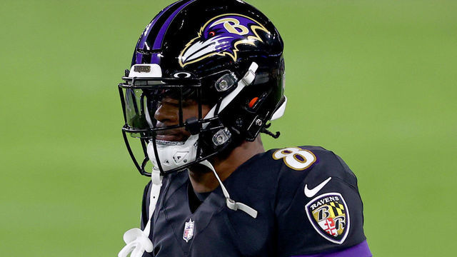 BALTIMORE, MARYLAND - SEPTEMBER 28: Lamar Jackson #8 of the Baltimore Ravens walks on the field prior to the game against the Kansas City Chiefs at M&T Bank Stadium on September 28, 2020 in Baltimore, Maryland.