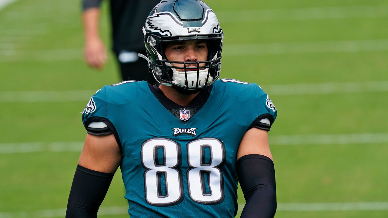 PHILADELPHIA, PA - SEPTEMBER 27: Philadelphia Eagles tight end Dallas Goedert (88) looks on during the game between the Cincinnati Bengals and the Philadelphia Eagles on September 27, 2020 at Lincoln Financial Field in Philadelphia, PA.