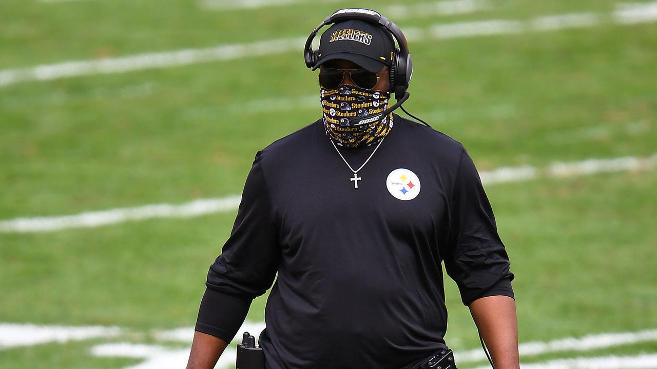 PITTSBURGH, PA - SEPTEMBER 27: Head coach Mike Tomlin of the Pittsburgh Steelers looks on during the first quarter against the Houston Texans at Heinz Field on September 27, 2020 in Pittsburgh, Pennsylvania.