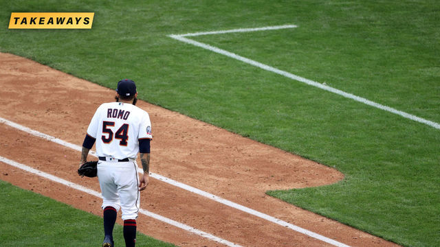 Twins' playoff struggles continue, Bieber looks human