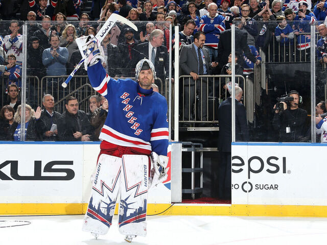 NEW YORK, NY - NOVEMBER 17: Henrik Lundqvist #30 of the New York Rangers salutes the crowd after being named the second star of the game against the Florida Panthers at Madison Square Garden on November 17, 2018 in New York City.