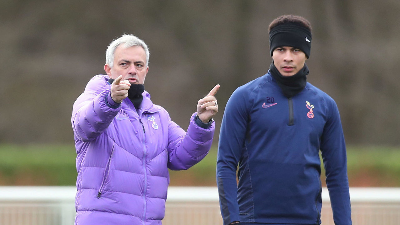 ENFIELD, ENGLAND - DECEMBER 13: Jose Mourinho, Head Coach of Tottenham Hotspur talks to Dele Alli during the Tottenham Hotspur training session at Tottenham Hotspur Training Centre on December 13, 2019 in Enfield, England.