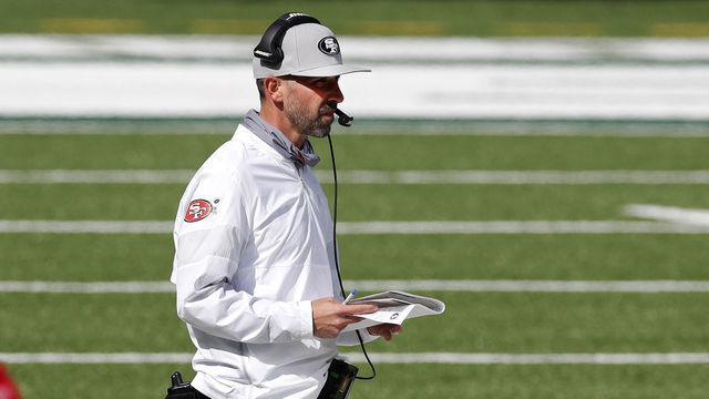 EAST RUTHERFORD, NEW JERSEY - SEPTEMBER 20: (NEW YORK DAILIES OUT) Head coach Kyle Shanahan of the San Francisco 49ers in action against the New York Jets at MetLife Stadium on September 20, 2020 in East Rutherford, New Jersey. The 49ers defeated the Jets 31-13.