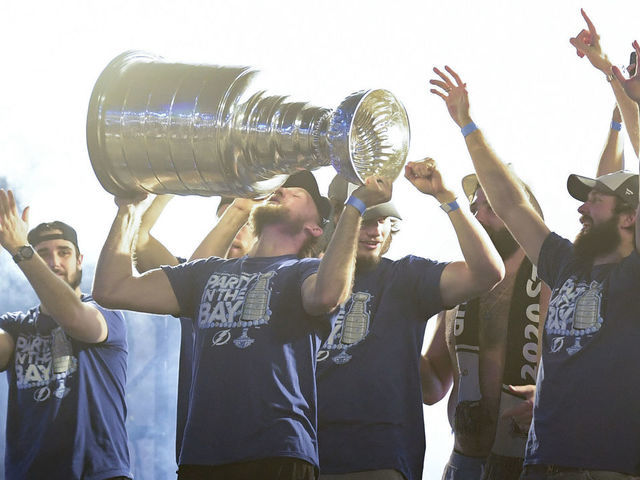 Championship parade in 2020: Lightning celebrate Stanley Cup title on boat