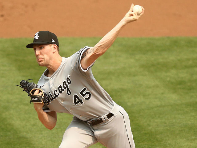 White Sox Garrett Crochet makes his MLB debut and throws 101 mph