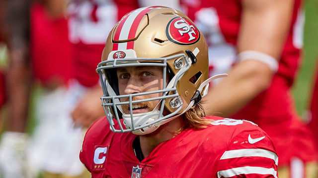 SAN FRANCISCO, CA - SEPTEMBER 13: San Francisco 49ers tight end George Kittle (85) looks on during the NFL game between the San Francisco 49ers and the Arizona Cardinals on September 13, 2020, at Levi's Stadium in Santa Clara, California.