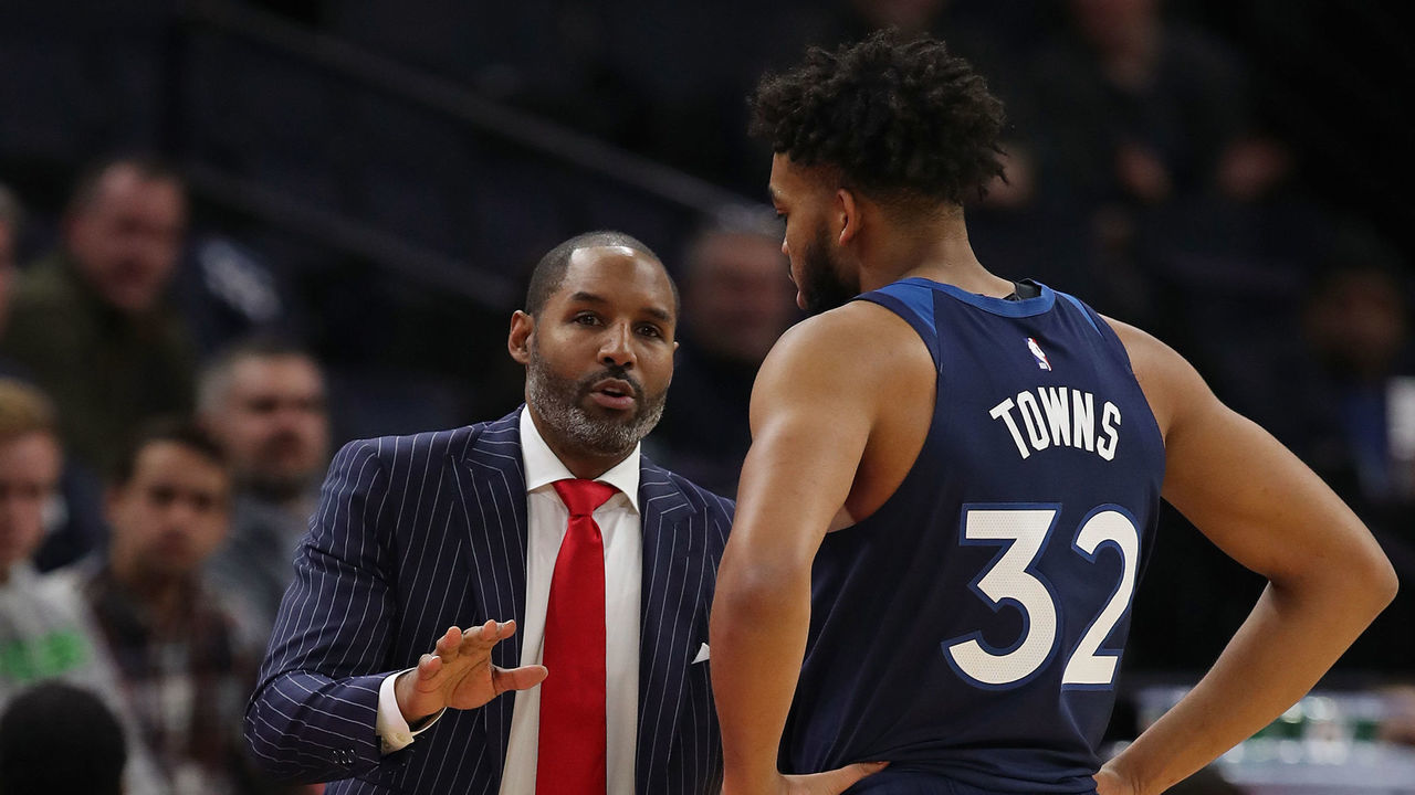 MINNEAPOLIS, MN - DECEMBER 11: Associate head coach David Vanterpool talks with Karl-Anthony Towns #32 of the Minnesota Timberwolves during the game on December 11, 2019 at Target Center in Minneapolis, Minnesota. Mandatory Copyright Notice: Copyright 2019 NBAE