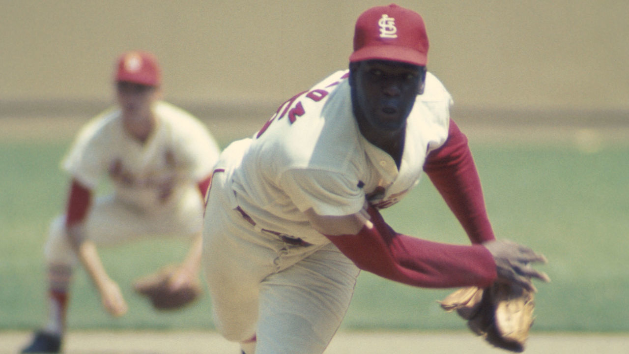 ST. LOUIS - OCTOBER 2, 1968: Pitcher Bob Gibson #45 of the St. Louis Cardinals follows through on a pitch during Game 1 of the World Series on October 2, 1968 against the Detroit Tigers at Busch Stadium in St. Louis, Missouri. (Photo by: Diamond Images/Getty Images)