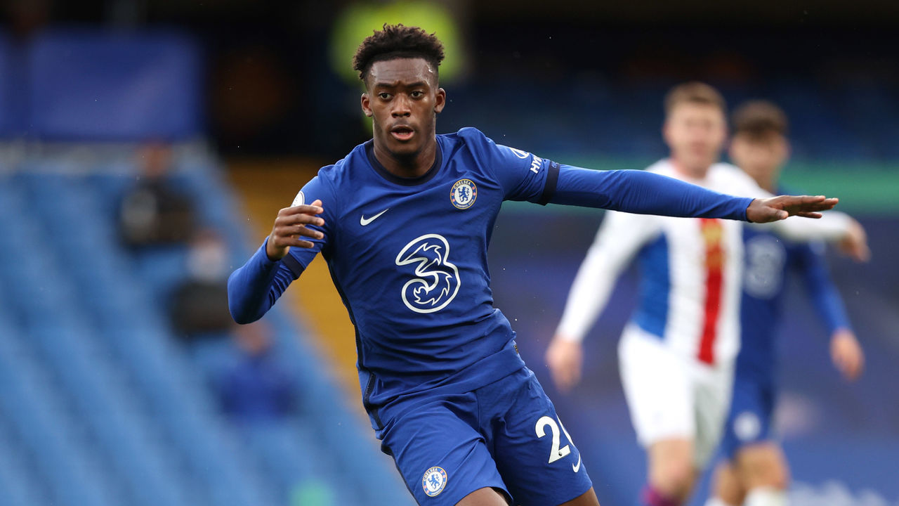 LONDON, ENGLAND - OCTOBER 03: Callum Hudson-Odoi of Chelsea during the Premier League match between Chelsea and Crystal Palace at Stamford Bridge on October 3, 2020 in London, United Kingdom. Sporting stadiums around the UK remain under strict restrictions due to the Coronavirus Pandemic as Government social distancing laws prohibit fans inside venues resulting in games being played behind closed doors.