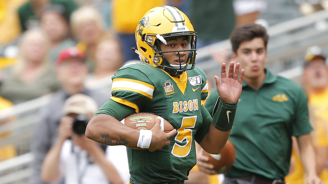 Minneapolis, MN - AUGUST 31: North Dakota State Bison quarterback Trey Lance (5) breaks free and goes in for the touchdown during the game between the Butler Bulldogs vs North Dakota State Bison on August 31, 2019, at Target Field in Minneapolis, MN.